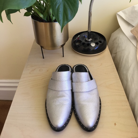 Freda Salvador Metallic Keen Mule - Picture 4 of 8